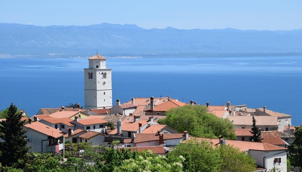 Apartment Marija With Terrace Brseč Rom bilde